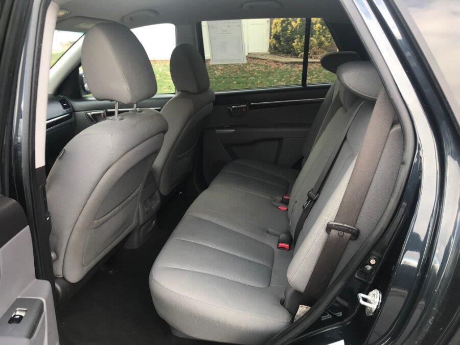 2010 Hyundai Santa Fe GLS 4dr SUV, available for sale in Massapequa, New York | Rite Choice Auto Inc.. Massapequa, New York 2010 Hyundai Santa Fe GLS 4dr SUV, available for sale in Massapequa, New York | Rite Choice Auto Inc.. Massapequa, New York