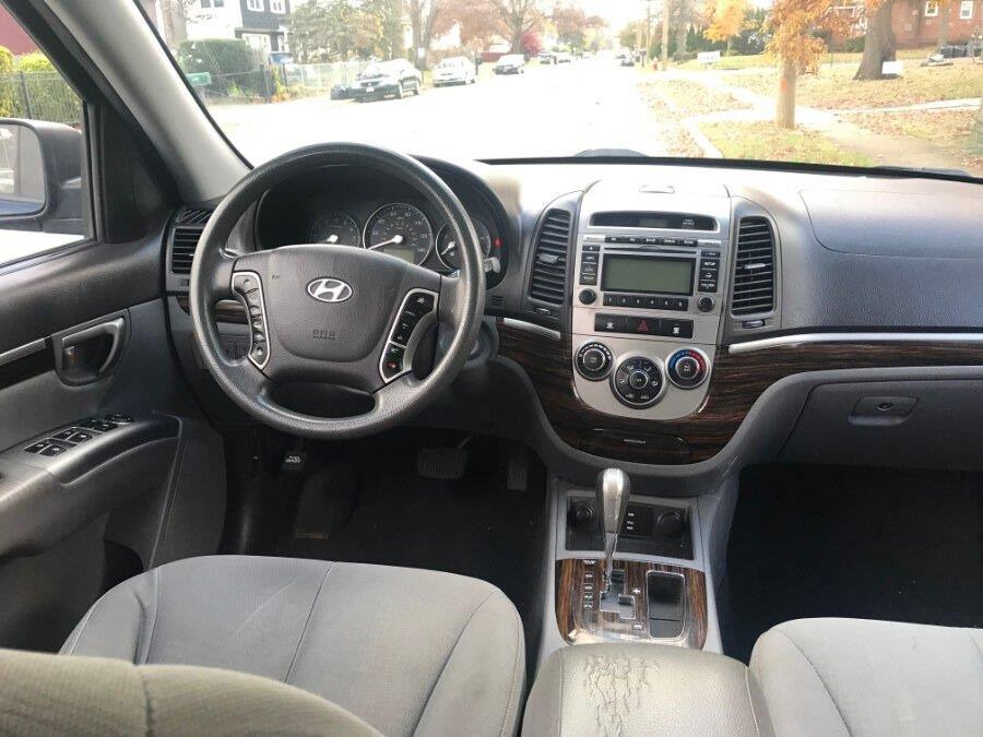 2010 Hyundai Santa Fe GLS 4dr SUV, available for sale in Massapequa, New York | Rite Choice Auto Inc.. Massapequa, New York 2010 Hyundai Santa Fe GLS 4dr SUV, available for sale in Massapequa, New York | Rite Choice Auto Inc.. Massapequa, New York