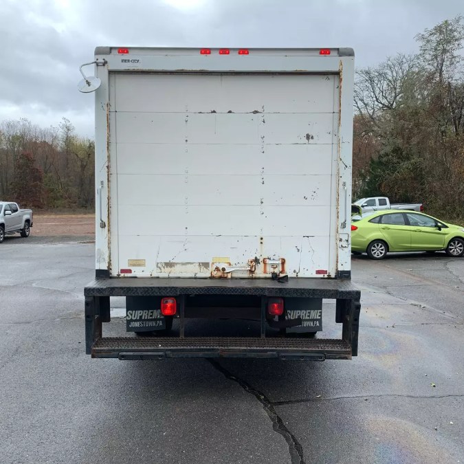 Used Chevrolet Express Commercial Cutaway 139" WB C7A DRW 2004 | Peak Automotive Inc.. Bayshore, New York Used Chevrolet Express Commercial Cutaway 139" WB C7A DRW 2004 | Peak Automotive Inc.. Bayshore, New York