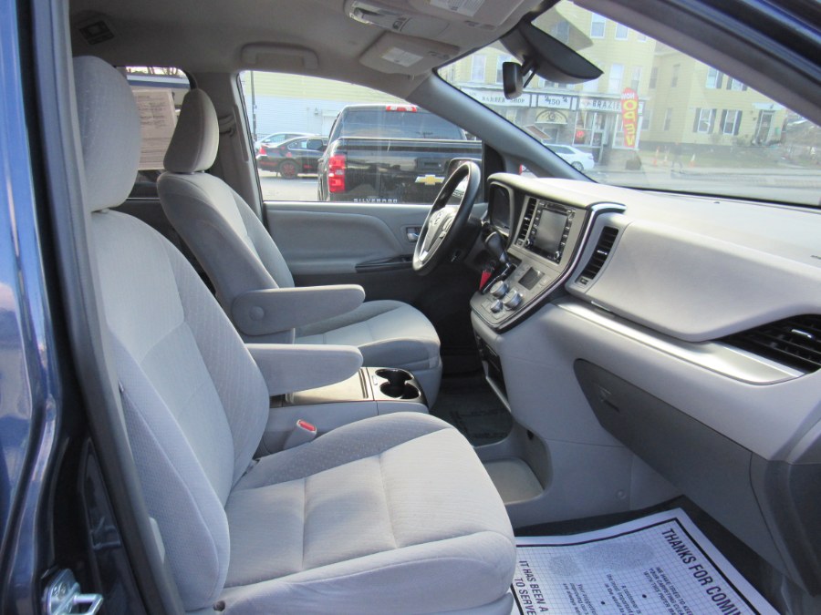 2019 Toyota Sienna LE, available for sale in Worcester, Massachusetts | Hilario's Auto Sales Inc.. Worcester, Massachusetts 2019 Toyota Sienna LE, available for sale in Worcester, Massachusetts | Hilario's Auto Sales Inc.. Worcester, Massachusetts