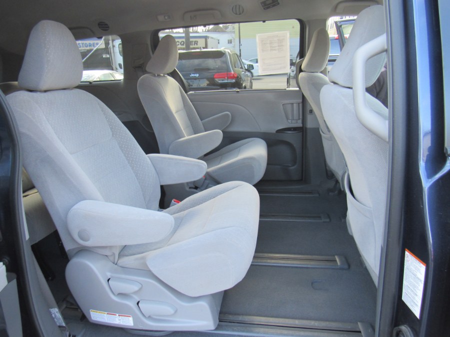 2019 Toyota Sienna LE, available for sale in Worcester, Massachusetts | Hilario's Auto Sales Inc.. Worcester, Massachusetts 2019 Toyota Sienna LE, available for sale in Worcester, Massachusetts | Hilario's Auto Sales Inc.. Worcester, Massachusetts