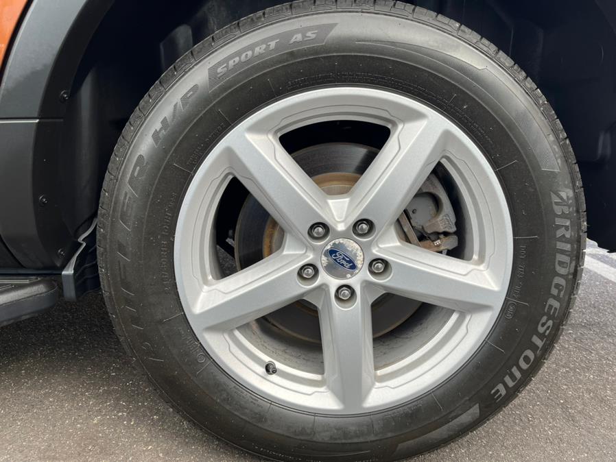 2017 Ford Explorer XLT. CLEAN CARFAX!!!, available for sale in Rosedale, New York | Sunrise Auto Sales. Rosedale, New York 2017 Ford Explorer XLT. CLEAN CARFAX!!!, available for sale in Rosedale, New York | Sunrise Auto Sales. Rosedale, New York