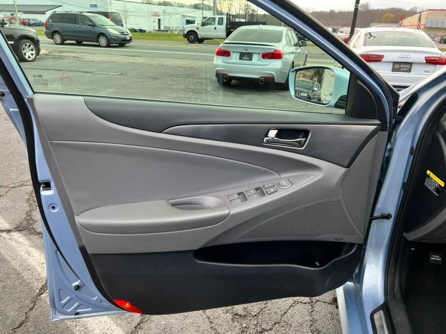 Used Hyundai Sonata Hybrid 4dr Sdn Limited 2015 | Prestige Pre-Owned Motors Inc. New Windsor, New York Used Hyundai Sonata Hybrid 4dr Sdn Limited 2015 | Prestige Pre-Owned Motors Inc. New Windsor, New York