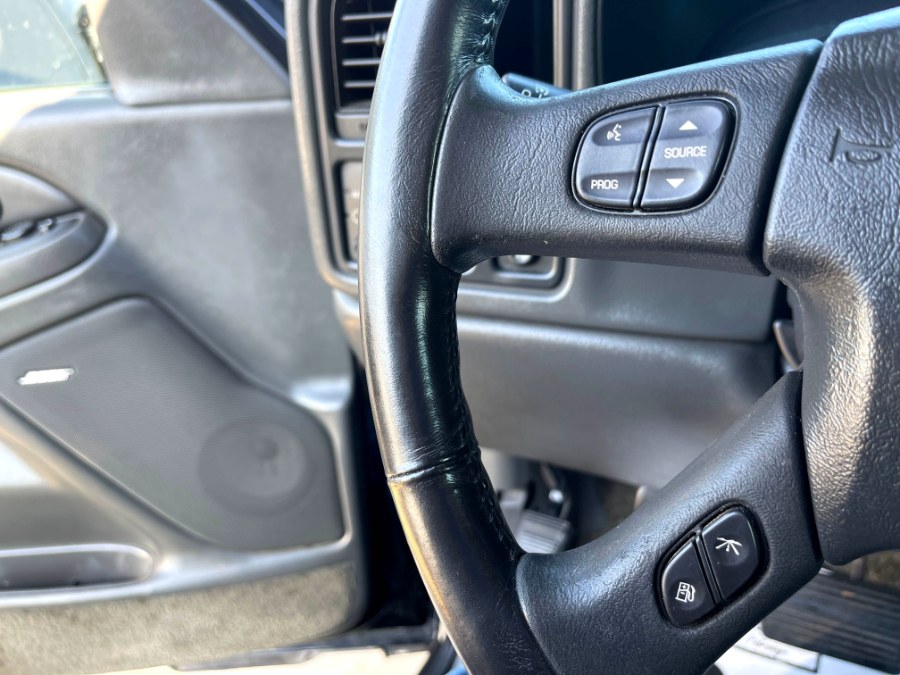 2003 Chevrolet Avalanche 1500 5dr Crew Cab 130" WB, available for sale in Lake Forest, California | Pacific Green Line. Lake Forest, California 2003 Chevrolet Avalanche 1500 5dr Crew Cab 130" WB, available for sale in Lake Forest, California | Pacific Green Line. Lake Forest, California