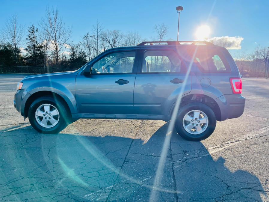 2010 Ford Escape 4WD 4dr XLS, available for sale in New Britain, Connecticut | Supreme Automotive. New Britain, Connecticut 2010 Ford Escape 4WD 4dr XLS, available for sale in New Britain, Connecticut | Supreme Automotive. New Britain, Connecticut