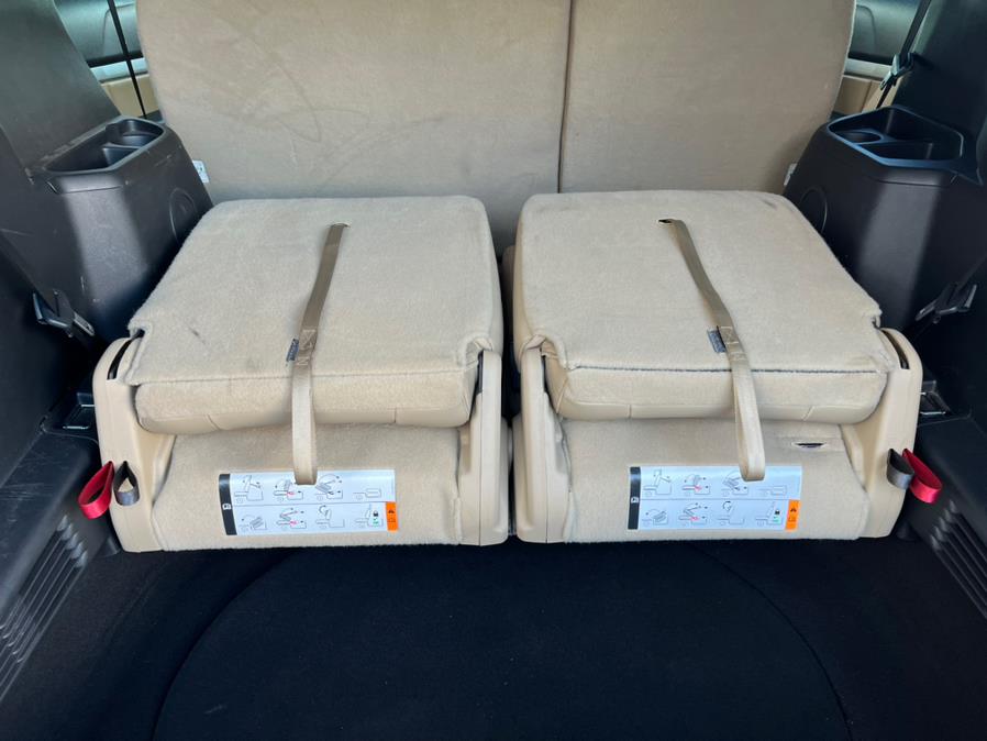 2017 Ford Explorer XLT. CLEAN CARFAX!!!, available for sale in Elmont, New York | Sunrise of Elmont. Elmont, New York 2017 Ford Explorer XLT. CLEAN CARFAX!!!, available for sale in Elmont, New York | Sunrise of Elmont. Elmont, New York