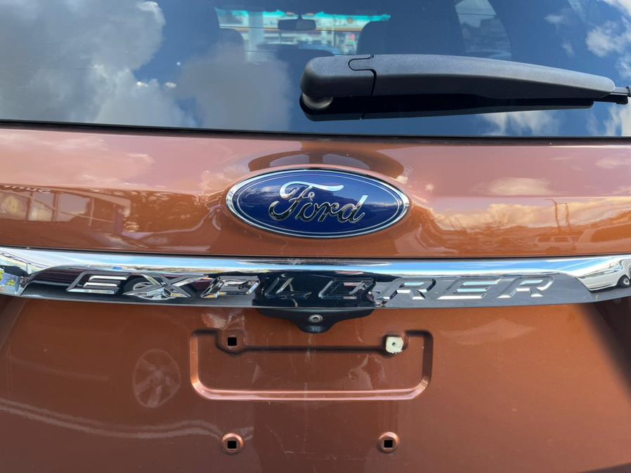 2017 Ford Explorer XLT. CLEAN CARFAX!!!, available for sale in Elmont, New York | Sunrise of Elmont. Elmont, New York 2017 Ford Explorer XLT. CLEAN CARFAX!!!, available for sale in Elmont, New York | Sunrise of Elmont. Elmont, New York