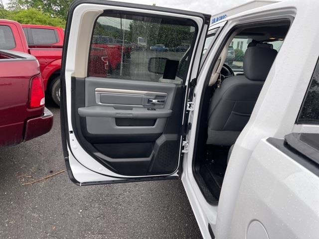 Used Ram 1500 Big Horn 2016 | Blasius Federal Road. Brookfield, Connecticut Used Ram 1500 Big Horn 2016 | Blasius Federal Road. Brookfield, Connecticut