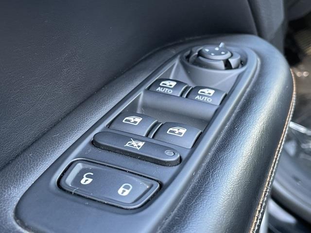 Used Jeep Compass Latitude 2018 | Blasius Federal Road. Brookfield, Connecticut Used Jeep Compass Latitude 2018 | Blasius Federal Road. Brookfield, Connecticut