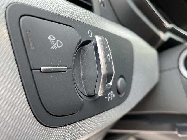 Used Audi A4 2.0T Premium 2018 | Blasius Federal Road. Brookfield, Connecticut Used Audi A4 2.0T Premium 2018 | Blasius Federal Road. Brookfield, Connecticut