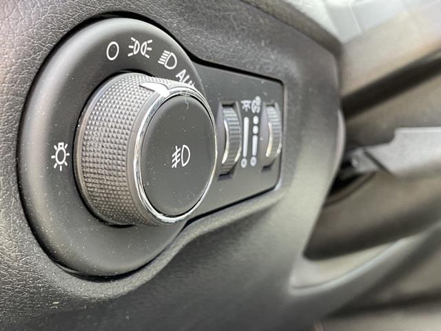 Used Jeep Compass Latitude 2018 | Blasius Federal Road. Brookfield, Connecticut Used Jeep Compass Latitude 2018 | Blasius Federal Road. Brookfield, Connecticut