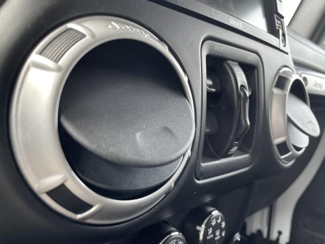 Used Jeep Wrangler Unlimited Sahara 2016 | Blasius Federal Road. Brookfield, Connecticut Used Jeep Wrangler Unlimited Sahara 2016 | Blasius Federal Road. Brookfield, Connecticut