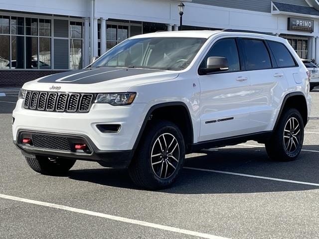 Used Jeep Grand Cherokee Trailhawk 2019 | Blasius Federal Road. Brookfield, Connecticut Used Jeep Grand Cherokee Trailhawk 2019 | Blasius Federal Road. Brookfield, Connecticut