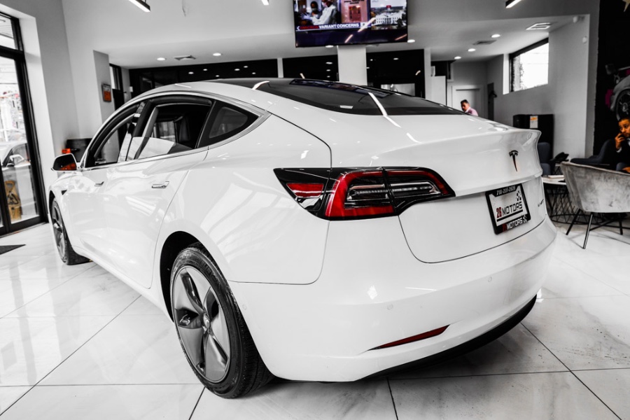 Used Tesla Model 3 Long Range Battery AWD 2018 | 26 Motors Long Island. ELMONT, New York Used Tesla Model 3 Long Range Battery AWD 2018 | 26 Motors Long Island. ELMONT, New York