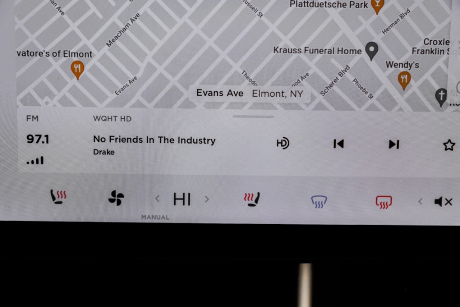 Used Tesla Model 3 Long Range Battery AWD 2018 | 26 Motors Long Island. ELMONT, New York Used Tesla Model 3 Long Range Battery AWD 2018 | 26 Motors Long Island. ELMONT, New York