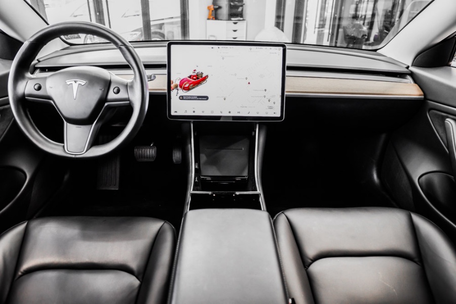 Used Tesla Model 3 Long Range Battery AWD 2018 | 26 Motors Long Island. ELMONT, New York Used Tesla Model 3 Long Range Battery AWD 2018 | 26 Motors Long Island. ELMONT, New York