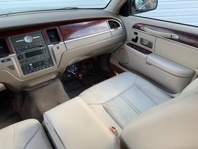 2005 Lincoln Town Car Signature Limited, available for sale in Forestville, Maryland | Valentine Motor Company. Forestville, Maryland 2005 Lincoln Town Car Signature Limited, available for sale in Forestville, Maryland | Valentine Motor Company. Forestville, Maryland