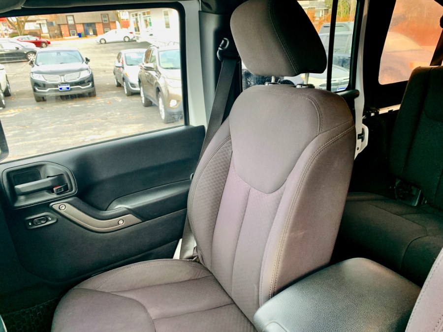 Used Jeep Wrangler Unlimited 4WD 4dr Sport 2014 | Second Street Auto Sales Inc. Manchester, New Hampshire Used Jeep Wrangler Unlimited 4WD 4dr Sport 2014 | Second Street Auto Sales Inc. Manchester, New Hampshire