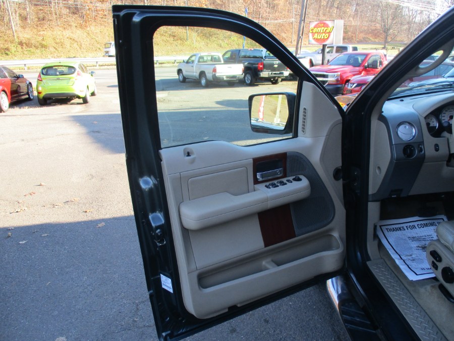 Used Ford F-150 Lariat Supercrew 4x4 2006 | Cos Central Auto. Meriden, Connecticut Used Ford F-150 Lariat Supercrew 4x4 2006 | Cos Central Auto. Meriden, Connecticut