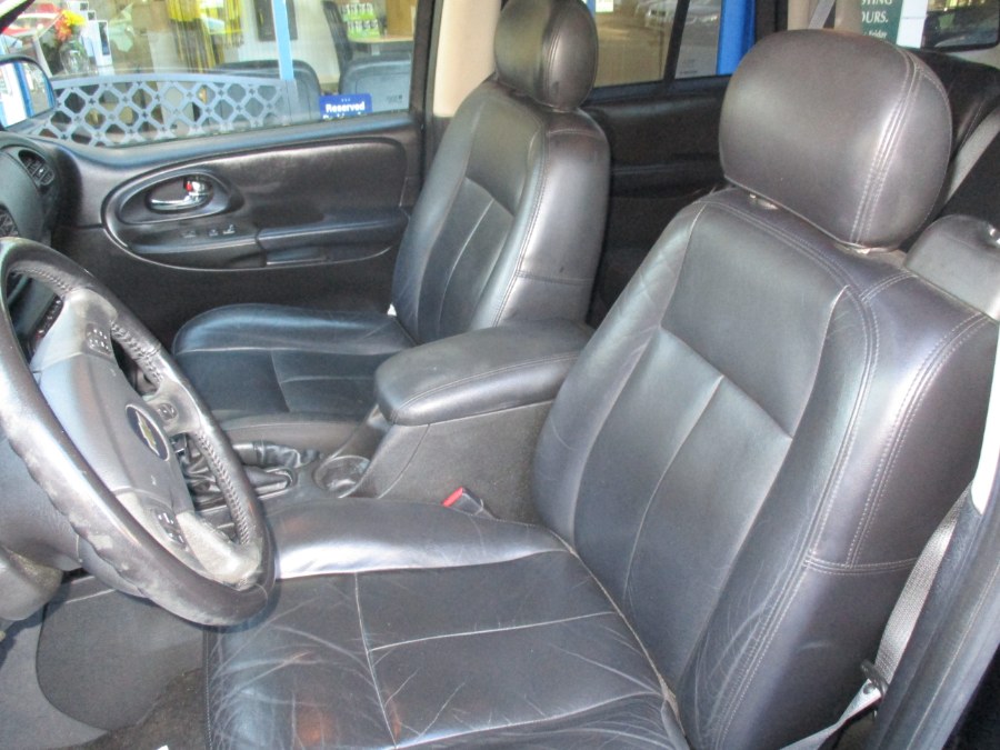 Used Chevrolet TrailBlazer 4dr 4WD LT 2006 | Cos Central Auto. Meriden, Connecticut Used Chevrolet TrailBlazer 4dr 4WD LT 2006 | Cos Central Auto. Meriden, Connecticut