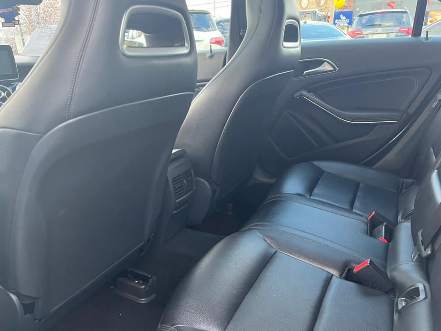 2015 Mercedes-Benz C-Class 4dr Sdn C300 Luxury 4MATIC, available for sale in Rosedale, New York | Sunrise Auto Sales. Rosedale, New York 2015 Mercedes-Benz C-Class 4dr Sdn C300 Luxury 4MATIC, available for sale in Rosedale, New York | Sunrise Auto Sales. Rosedale, New York