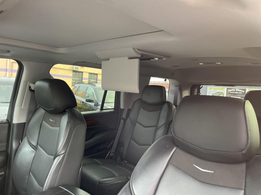 Used Cadillac Escalade 4WD 4dr Luxury 2015 | Auto Store. West Hartford, Connecticut