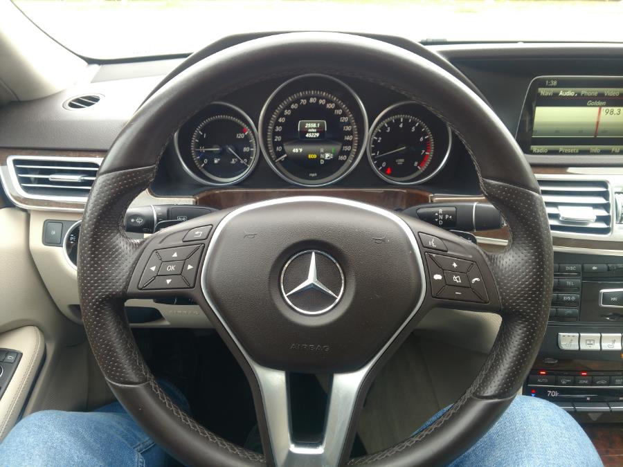 Used Mercedes-Benz E-Class 4dr Sdn E 350 Luxury 4MATIC 2014 | Alpine Motors Inc. Wantagh, New York Used Mercedes-Benz E-Class 4dr Sdn E 350 Luxury 4MATIC 2014 | Alpine Motors Inc. Wantagh, New York