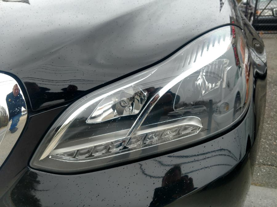 Used Mercedes-Benz E-Class 4dr Sdn E 350 Luxury 4MATIC 2014 | Alpine Motors Inc. Wantagh, New York Used Mercedes-Benz E-Class 4dr Sdn E 350 Luxury 4MATIC 2014 | Alpine Motors Inc. Wantagh, New York