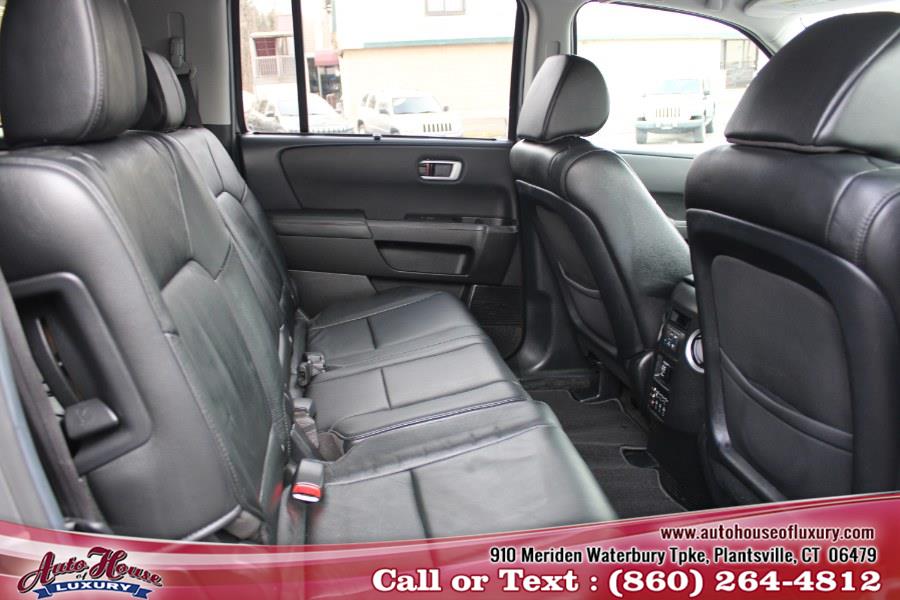 2013 Honda Pilot 4WD 4dr Touring w/RES & Navi, available for sale in Plantsville, Connecticut | Auto House of Luxury. Plantsville, Connecticut 2013 Honda Pilot 4WD 4dr Touring w/RES & Navi, available for sale in Plantsville, Connecticut | Auto House of Luxury. Plantsville, Connecticut