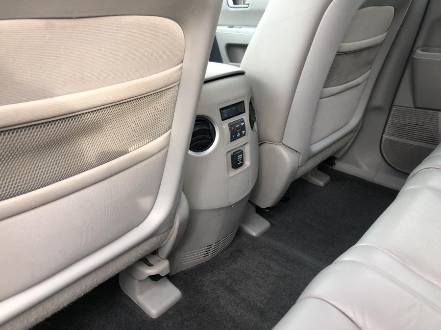 Used Honda Pilot 4WD 4dr EX-L 2011 | Route 46 Auto Sales Inc. Lodi, New Jersey Used Honda Pilot 4WD 4dr EX-L 2011 | Route 46 Auto Sales Inc. Lodi, New Jersey