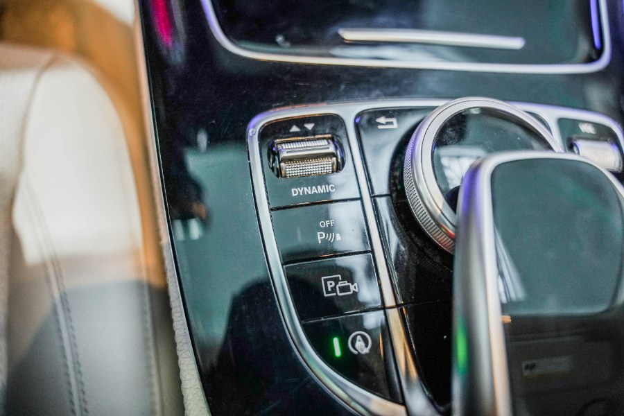 Used Mercedes-Benz E-Class E 300 4MATIC Sedan 2018 | 26 Motors Corp. Bronx, New York Used Mercedes-Benz E-Class E 300 4MATIC Sedan 2018 | 26 Motors Corp. Bronx, New York