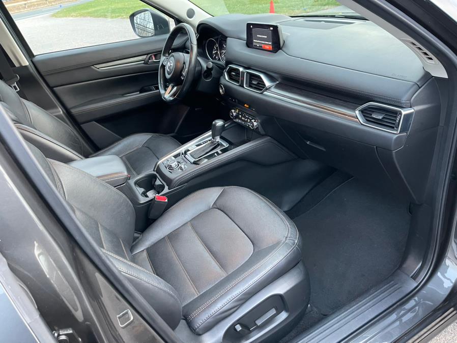 2017 Mazda CX-5 Grand Touring AWD, available for sale in South Windsor, Connecticut | Mike And Tony Auto Sales, Inc. South Windsor, Connecticut 2017 Mazda CX-5 Grand Touring AWD, available for sale in South Windsor, Connecticut | Mike And Tony Auto Sales, Inc. South Windsor, Connecticut
