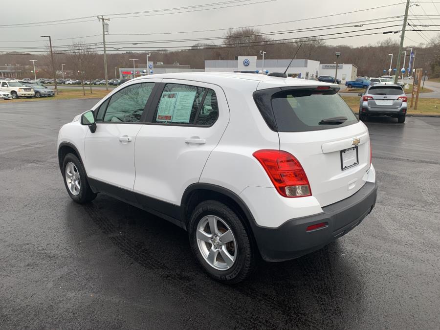 Used Chevrolet Trax AWD 4dr LS w/1LS 2016 | Saybrook Auto Barn. Old Saybrook, Connecticut Used Chevrolet Trax AWD 4dr LS w/1LS 2016 | Saybrook Auto Barn. Old Saybrook, Connecticut