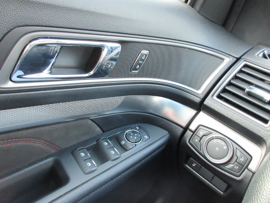 2018 Ford Explorer XLT 4WD, available for sale in Linden, New Jersey | Route 27 Auto Mall. Linden, New Jersey 2018 Ford Explorer XLT 4WD, available for sale in Linden, New Jersey | Route 27 Auto Mall. Linden, New Jersey