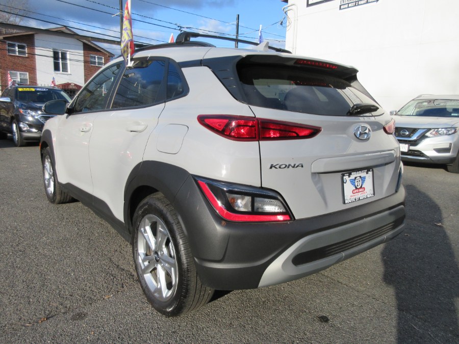 2022 Hyundai Kona SEL Auto FWD, available for sale in Linden, New Jersey | Route 27 Auto Mall. Linden, New Jersey 2022 Hyundai Kona SEL Auto FWD, available for sale in Linden, New Jersey | Route 27 Auto Mall. Linden, New Jersey