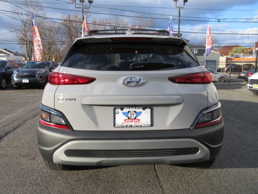 2022 Hyundai Kona SEL Auto FWD, available for sale in Linden, New Jersey | Route 27 Auto Mall. Linden, New Jersey 2022 Hyundai Kona SEL Auto FWD, available for sale in Linden, New Jersey | Route 27 Auto Mall. Linden, New Jersey