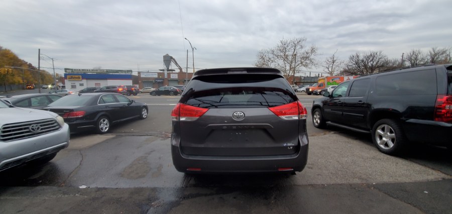 Used Toyota Sienna 5dr 7-Pass Van V6 LE AAS FWD 2011 | Rubber Bros Auto World. Brooklyn, New York Used Toyota Sienna 5dr 7-Pass Van V6 LE AAS FWD 2011 | Rubber Bros Auto World. Brooklyn, New York