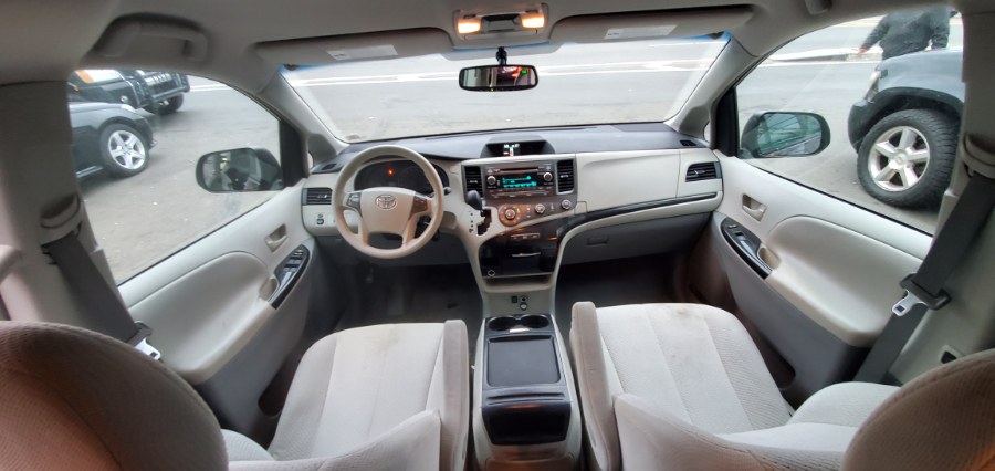 Used Toyota Sienna 5dr 7-Pass Van V6 LE AAS FWD 2011 | Rubber Bros Auto World. Brooklyn, New York Used Toyota Sienna 5dr 7-Pass Van V6 LE AAS FWD 2011 | Rubber Bros Auto World. Brooklyn, New York