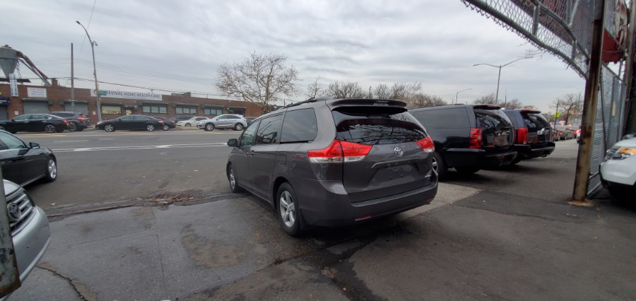 Used Toyota Sienna 5dr 7-Pass Van V6 LE AAS FWD 2011 | Rubber Bros Auto World. Brooklyn, New York Used Toyota Sienna 5dr 7-Pass Van V6 LE AAS FWD 2011 | Rubber Bros Auto World. Brooklyn, New York