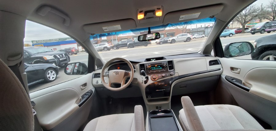 Used Toyota Sienna 5dr 7-Pass Van V6 LE AAS FWD 2011 | Rubber Bros Auto World. Brooklyn, New York Used Toyota Sienna 5dr 7-Pass Van V6 LE AAS FWD 2011 | Rubber Bros Auto World. Brooklyn, New York