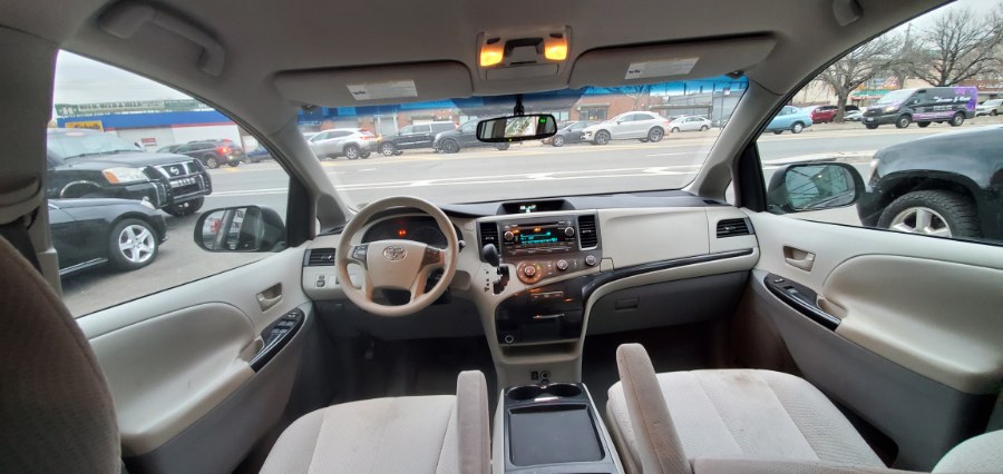 Used Toyota Sienna 5dr 7-Pass Van V6 LE AAS FWD 2011 | Rubber Bros Auto World. Brooklyn, New York Used Toyota Sienna 5dr 7-Pass Van V6 LE AAS FWD 2011 | Rubber Bros Auto World. Brooklyn, New York