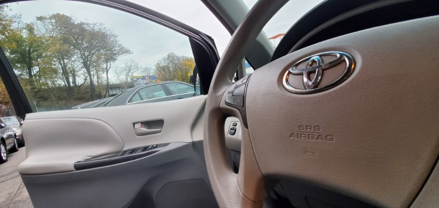 Used Toyota Sienna 5dr 7-Pass Van V6 LE AAS FWD 2011 | Rubber Bros Auto World. Brooklyn, New York Used Toyota Sienna 5dr 7-Pass Van V6 LE AAS FWD 2011 | Rubber Bros Auto World. Brooklyn, New York