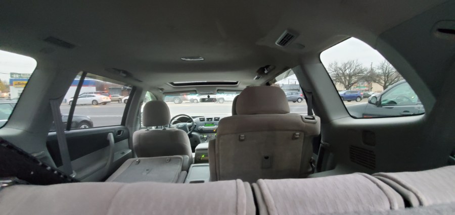 Used Toyota Highlander 4WD 4dr V6 Base 2009 | Rubber Bros Auto World. Brooklyn, New York Used Toyota Highlander 4WD 4dr V6 Base 2009 | Rubber Bros Auto World. Brooklyn, New York