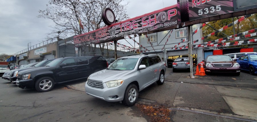 Used Toyota Highlander 4WD 4dr V6 Base 2009 | Rubber Bros Auto World. Brooklyn, New York Used Toyota Highlander 4WD 4dr V6 Base 2009 | Rubber Bros Auto World. Brooklyn, New York