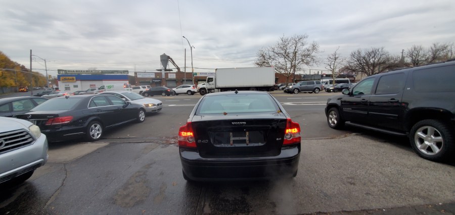 Used Volvo S40 4dr Sdn 2.4L MT FWD 2007 | Rubber Bros Auto World. Brooklyn, New York Used Volvo S40 4dr Sdn 2.4L MT FWD 2007 | Rubber Bros Auto World. Brooklyn, New York