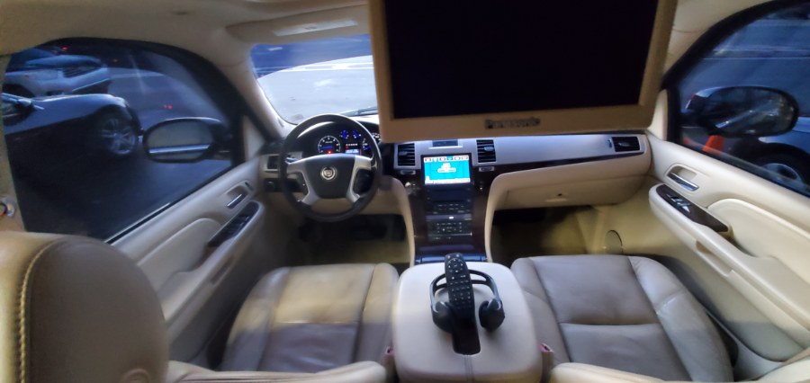 Used Cadillac Escalade AWD 4dr 2007 | Rubber Bros Auto World. Brooklyn, New York Used Cadillac Escalade AWD 4dr 2007 | Rubber Bros Auto World. Brooklyn, New York