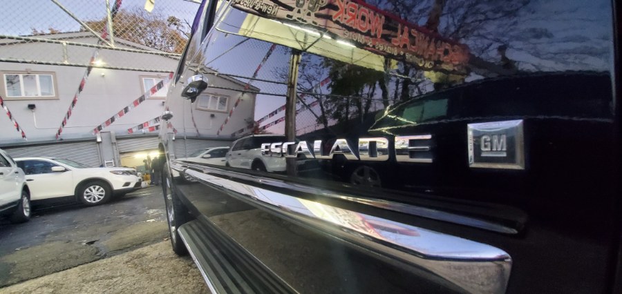 Used Cadillac Escalade AWD 4dr 2007 | Rubber Bros Auto World. Brooklyn, New York Used Cadillac Escalade AWD 4dr 2007 | Rubber Bros Auto World. Brooklyn, New York