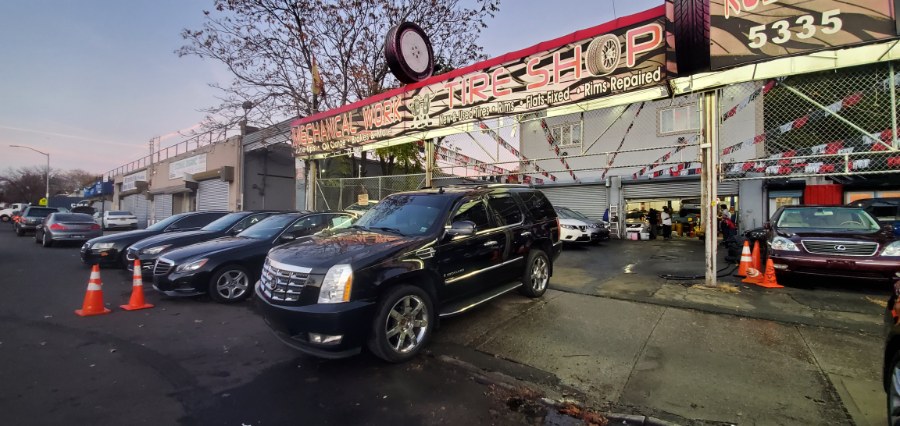 Used Cadillac Escalade AWD 4dr 2007 | Rubber Bros Auto World. Brooklyn, New York Used Cadillac Escalade AWD 4dr 2007 | Rubber Bros Auto World. Brooklyn, New York