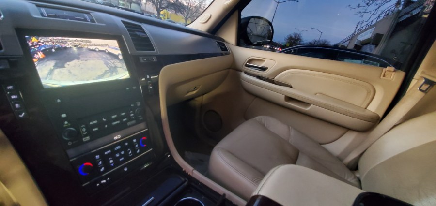 Used Cadillac Escalade AWD 4dr 2007 | Rubber Bros Auto World. Brooklyn, New York Used Cadillac Escalade AWD 4dr 2007 | Rubber Bros Auto World. Brooklyn, New York