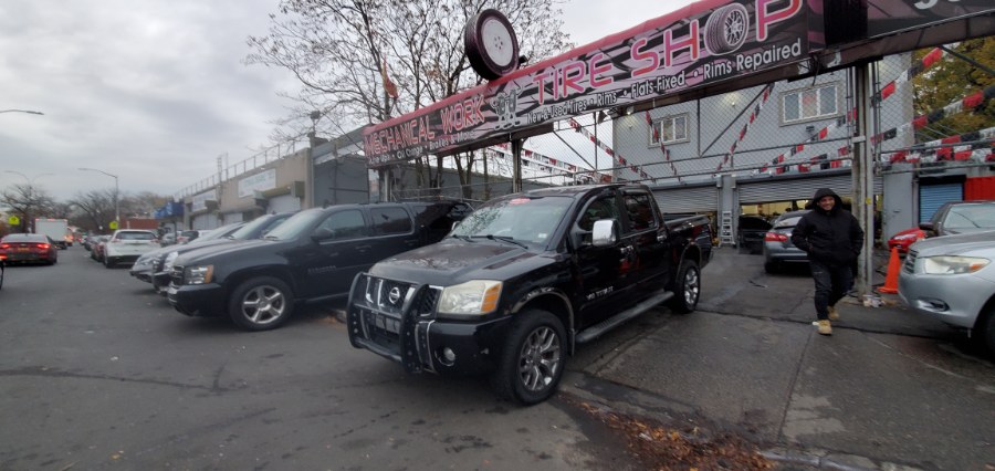Used Nissan Titan XE Crew Cab 4WD 2005 | Rubber Bros Auto World. Brooklyn, New York Used Nissan Titan XE Crew Cab 4WD 2005 | Rubber Bros Auto World. Brooklyn, New York
